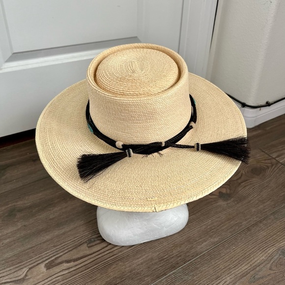 Handcuffed of Palm Leaves In Guatemala Sun Hat 7/8 (55) Sun Body Hats main image 12